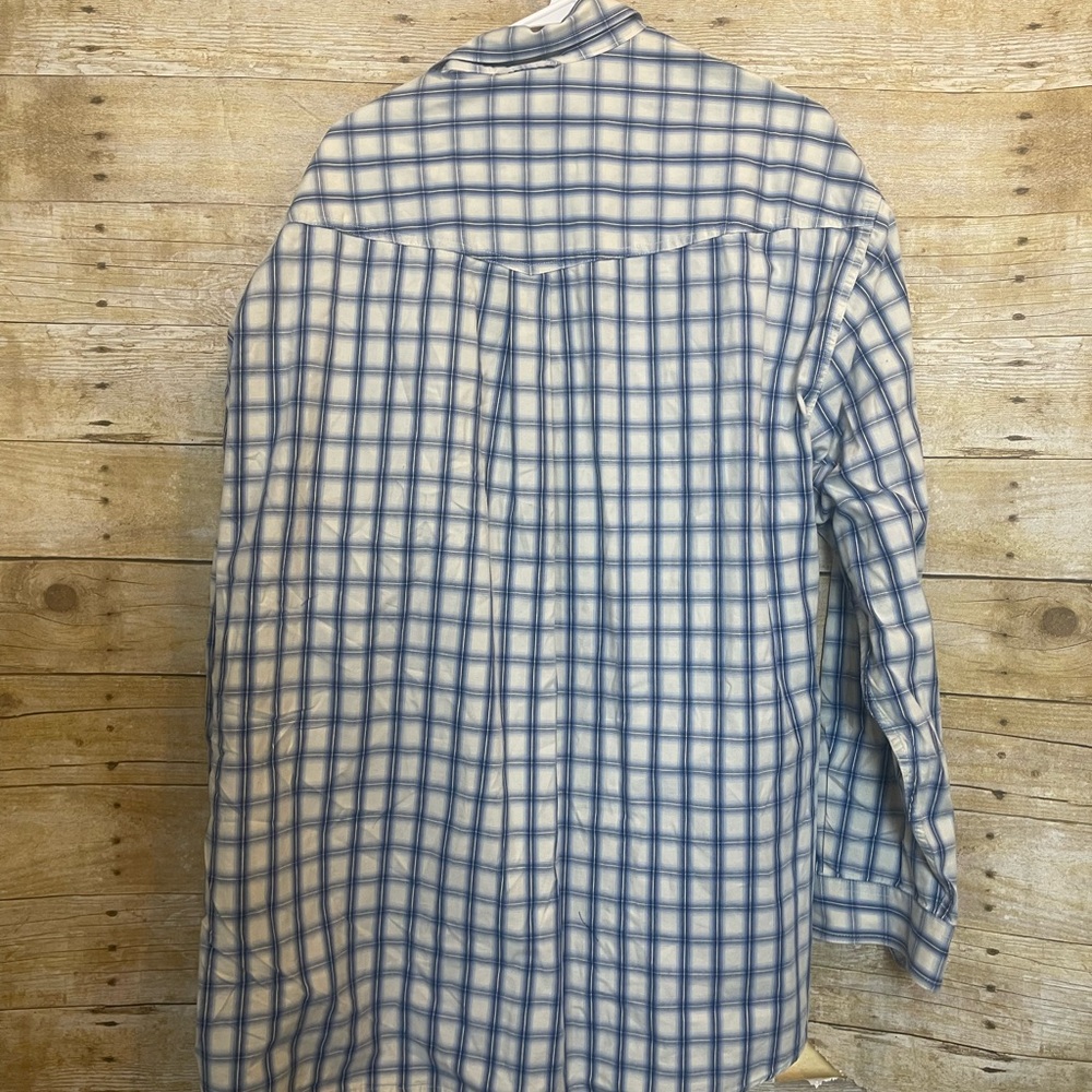 Roper button down shirt ๐ - Picture 4 of 4